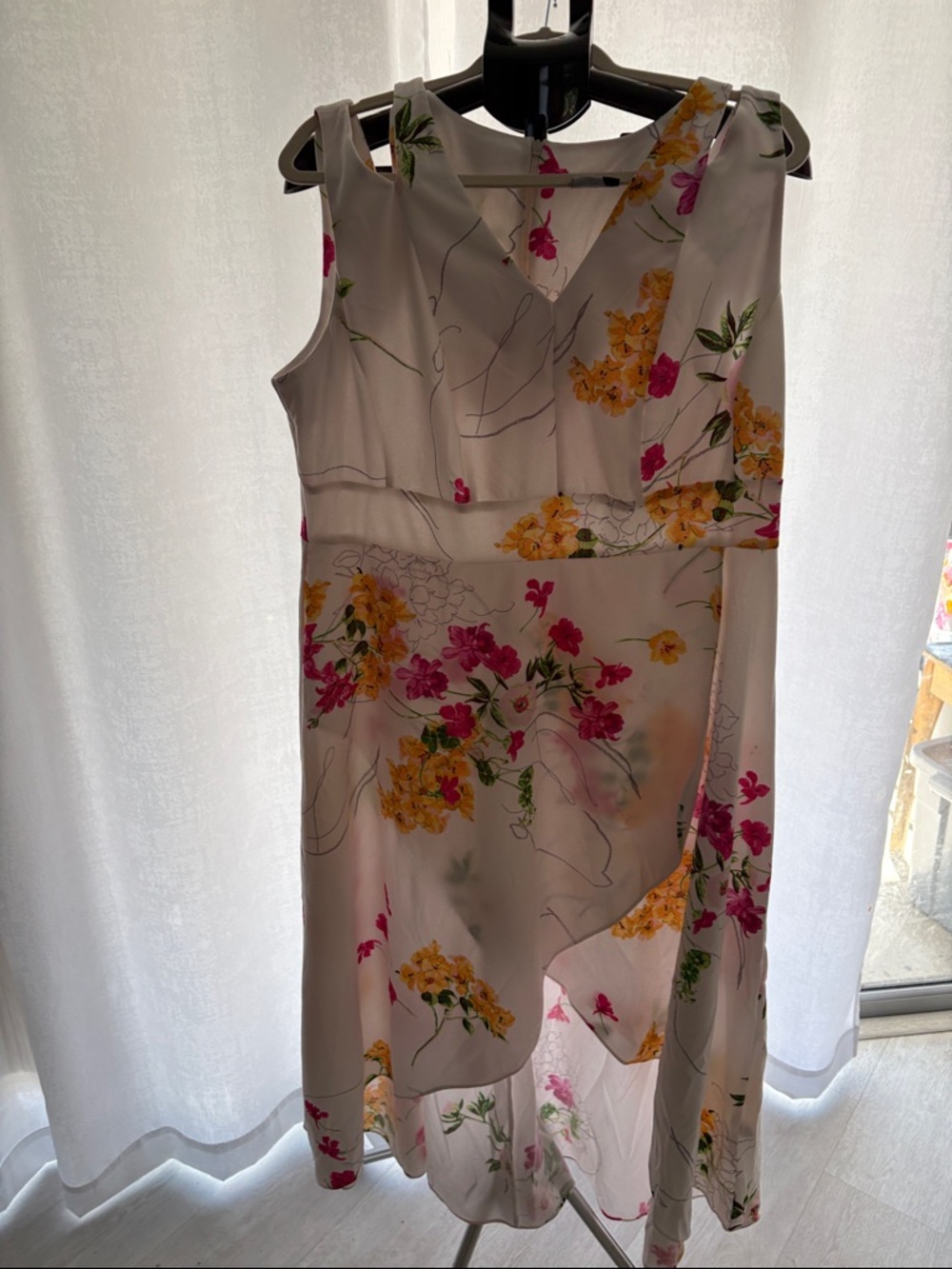 Maison Tara White Midi Dress with Pink & Yellow Floral Print - Picture 4 of 6